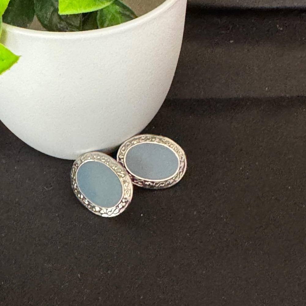 💜  Western boho design stud silver toned scroll with pale blue oval earrings